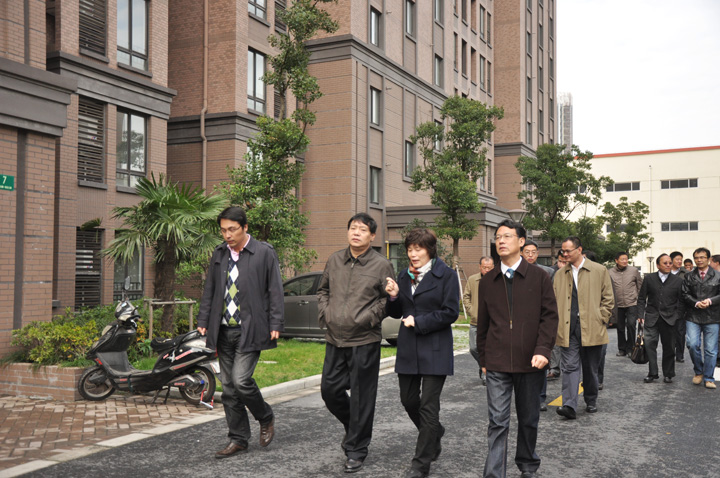 MOHURD's Vice Minister Chen Dawei on a HPF Investigation Trip to Shanghai